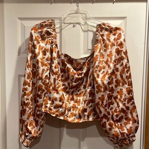 💚 Cute Orange Leopard Print Crop